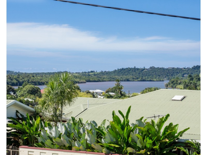 15 Benwell Street, East Innisfail QLD 4860