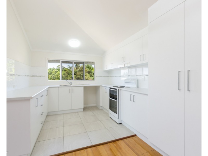 15 Benwell Street, East Innisfail QLD 4860