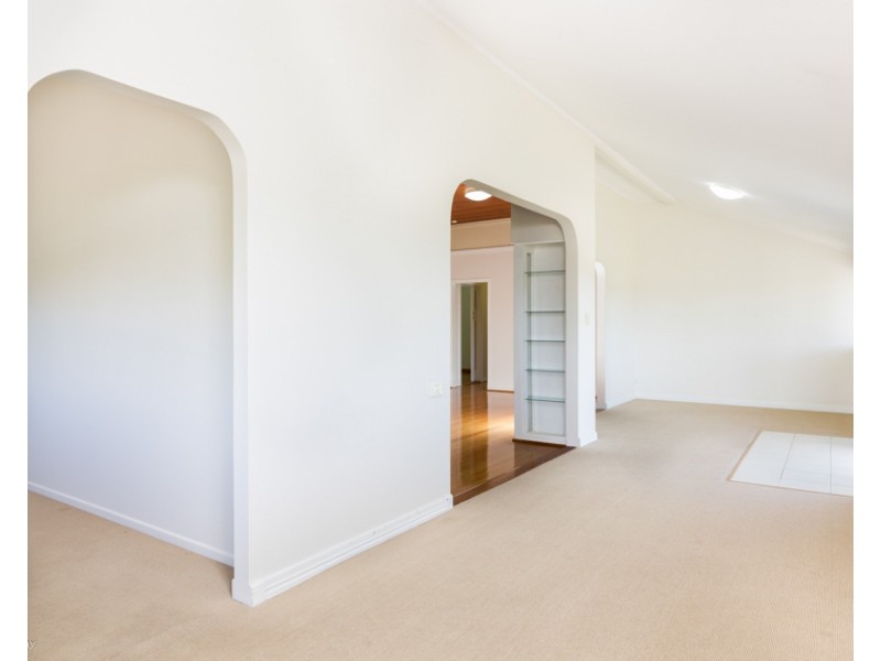 15 Benwell Street, East Innisfail QLD 4860