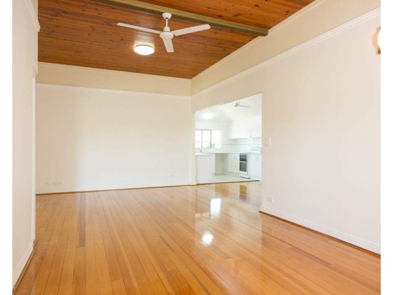 15 Benwell Street, East Innisfail QLD 4860