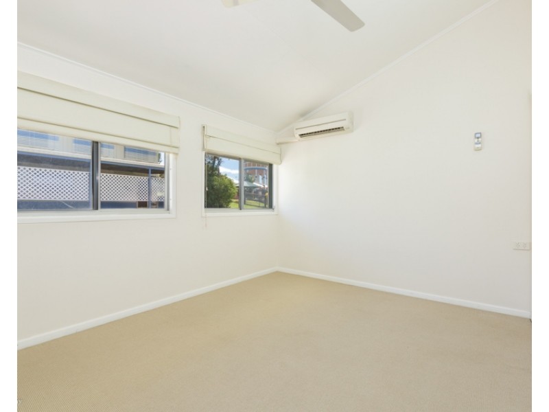 15 Benwell Street, East Innisfail QLD 4860