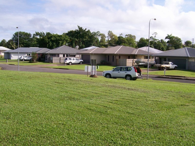 67 Belvedere Avenue, Belvedere QLD 4860