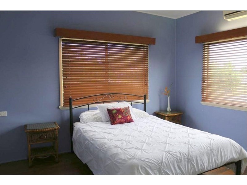 10 Hargreave Street, Kurrimine Beach QLD 4871