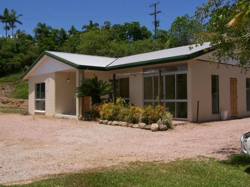 14 Clancy Street, Innisfail QLD 4860