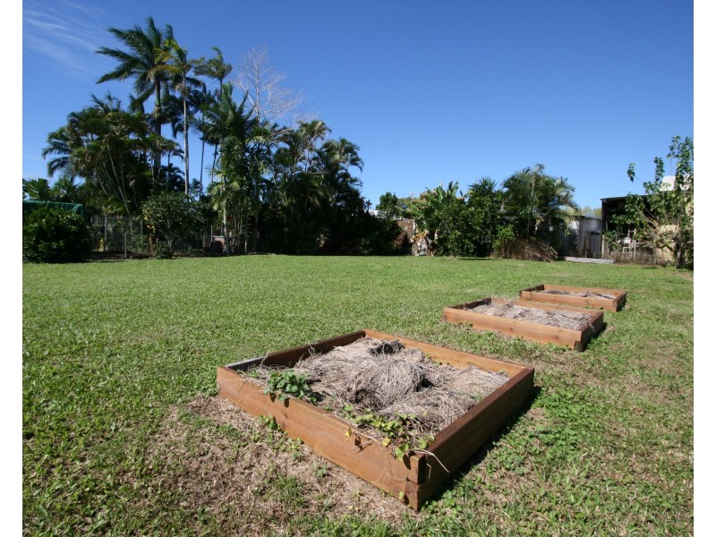 3 Beech Street, Goondi QLD 4860