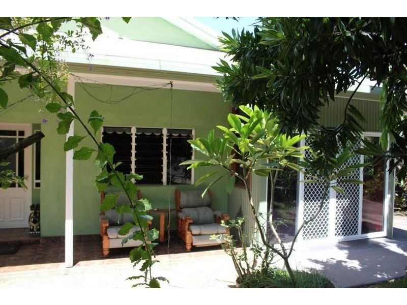 4A Maud Street, Flying Fish Point QLD 4860