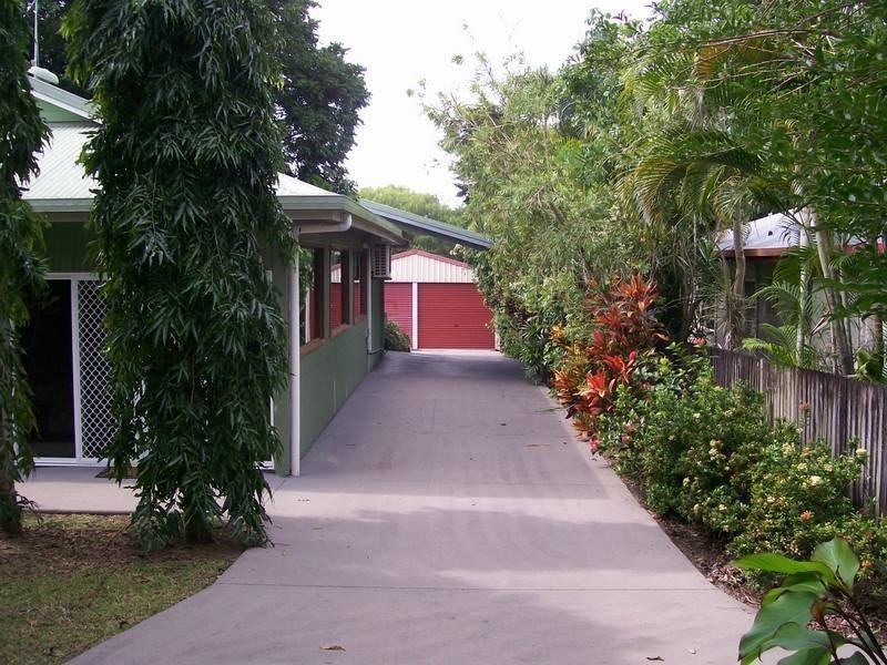 4A Maud Street, Flying Fish Point QLD 4860