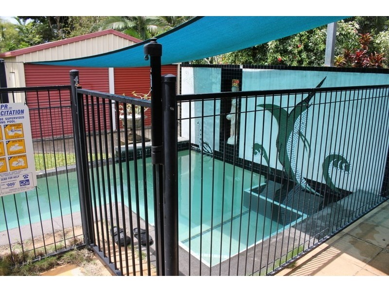 4A Maud Street, Flying Fish Point QLD 4860