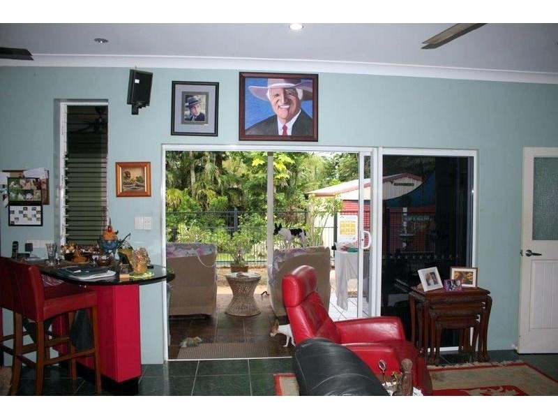 4A Maud Street, Flying Fish Point QLD 4860