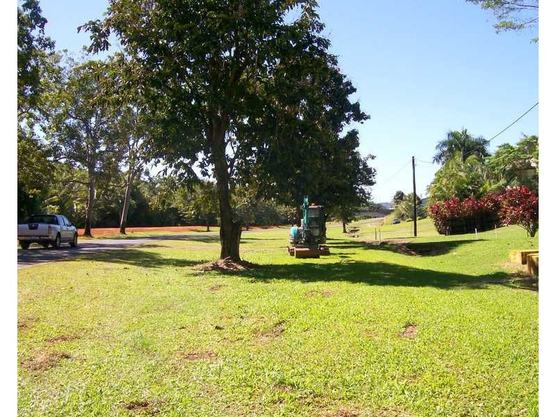 13 Coronation Drive, East Innisfail QLD 4860