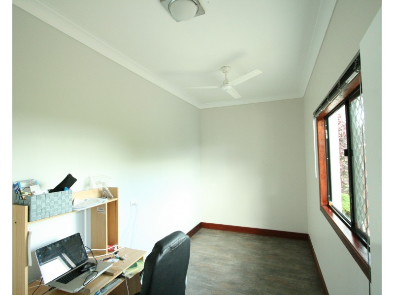 25 La Rocca Close, Etty Bay QLD 4858