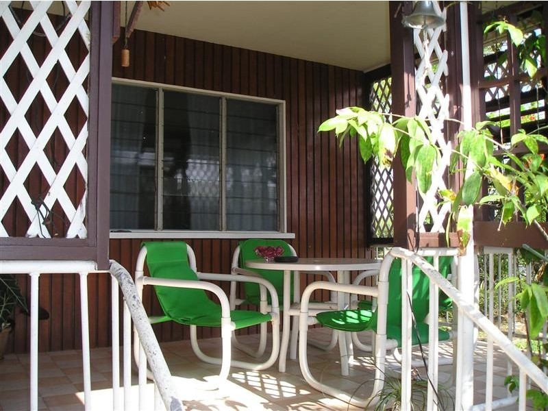 4 Oak Street, Innisfail QLD 4860