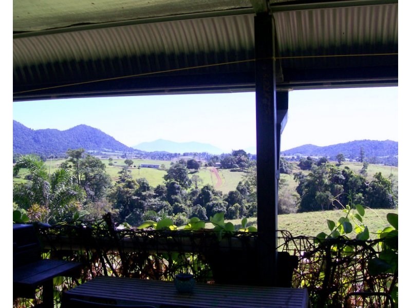 390 Donkin Road, Utchee Creek QLD 4871