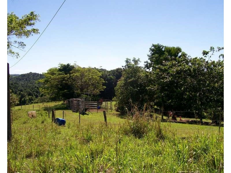 390 Donkin Road, Utchee Creek QLD 4871