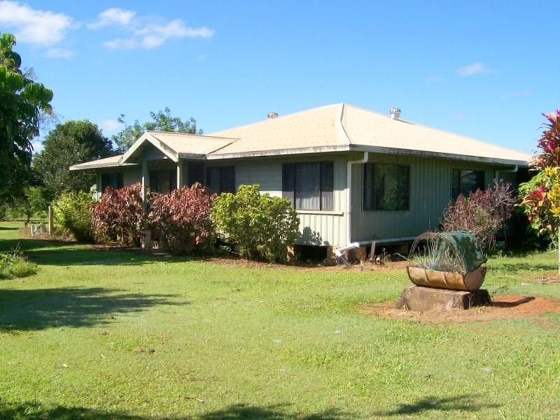 3 Brincat Road, Utchee Creek QLD 4871