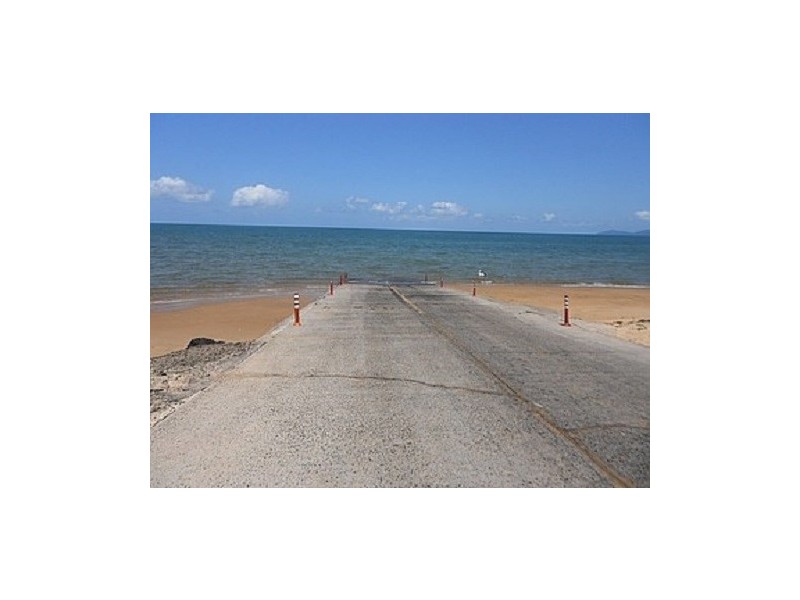 44 Hawthorne Drive, Kurrimine Beach QLD 4871