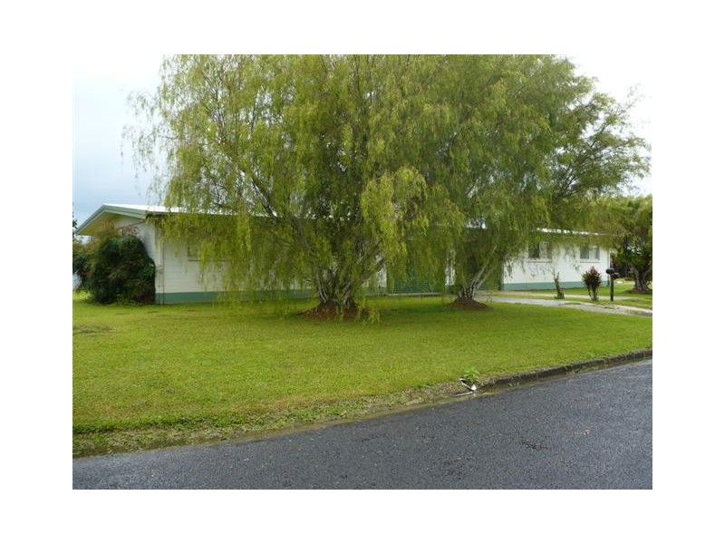 17 Dayman, Innisfail QLD 4860