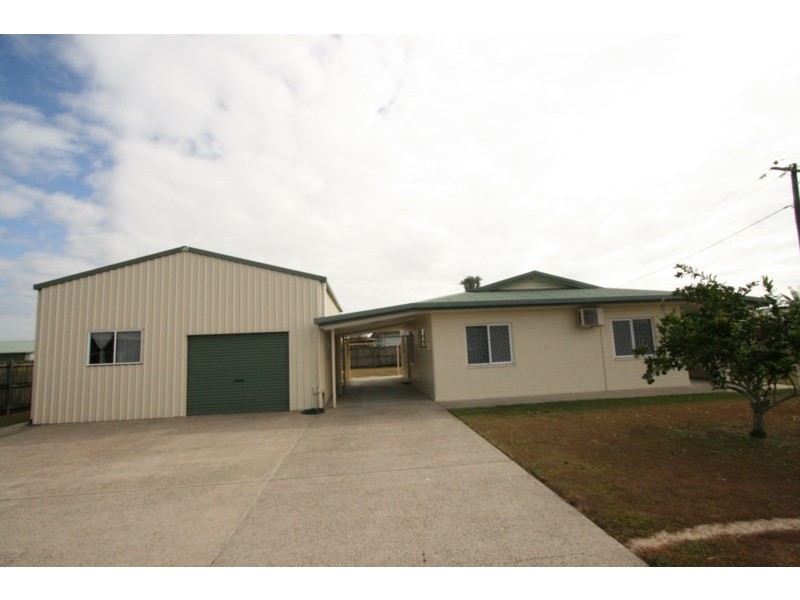 2 Schmidt Street, Etty Bay QLD 4858