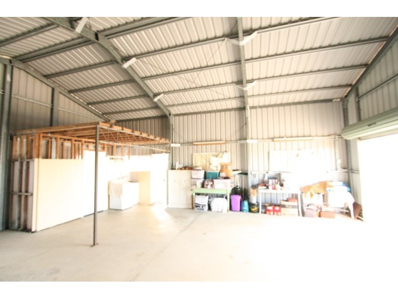 2 Schmidt Street, Etty Bay QLD 4858