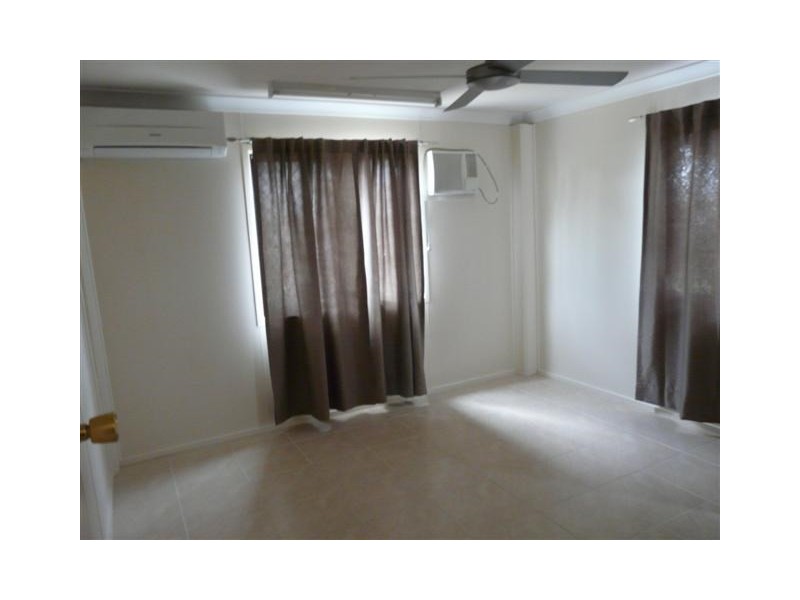 1/94 River Avenue, Innisfail QLD 4860