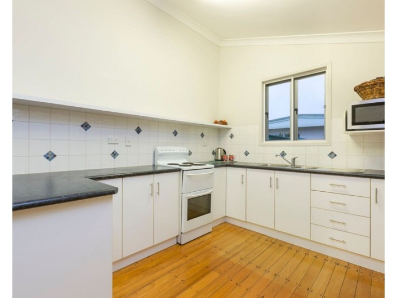 6 AUBURN, South Innisfail QLD 4860