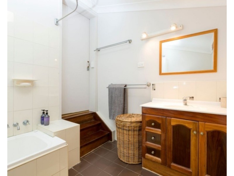 6 AUBURN, South Innisfail QLD 4860