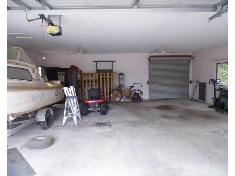 169 ETTY BAY Road, Etty Bay QLD 4858