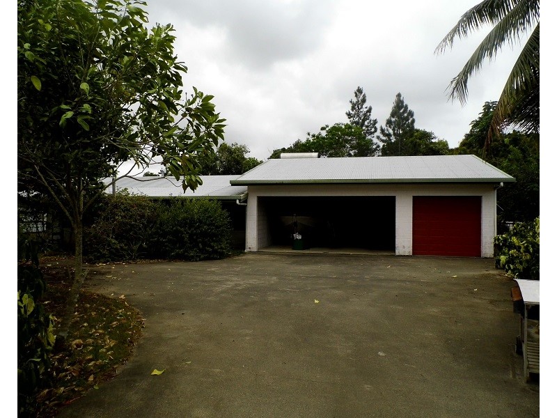 169 ETTY BAY Road, Etty Bay QLD 4858