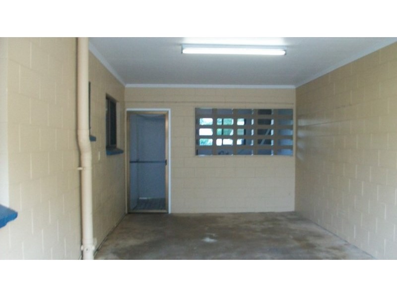 2/19 Feldt Street, Flying Fish Point QLD 4860