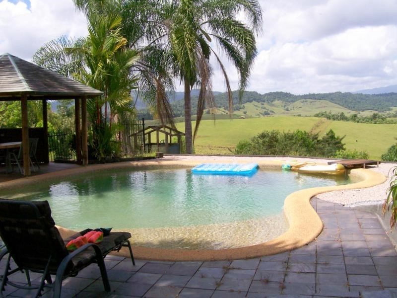 31 Donkin Road, Utchee Creek QLD 4871