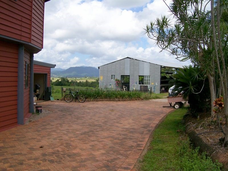 31 Donkin Road, Utchee Creek QLD 4871