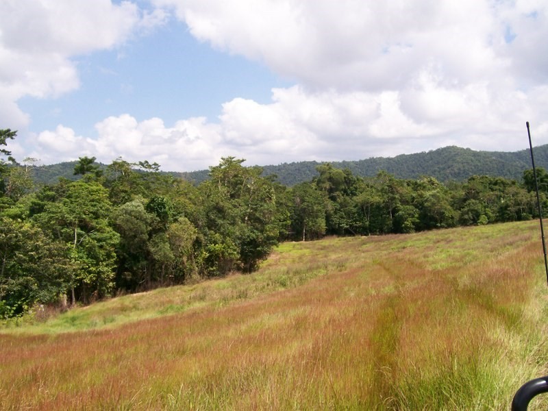 12 Dobbin Road, Warrubullen QLD 4871