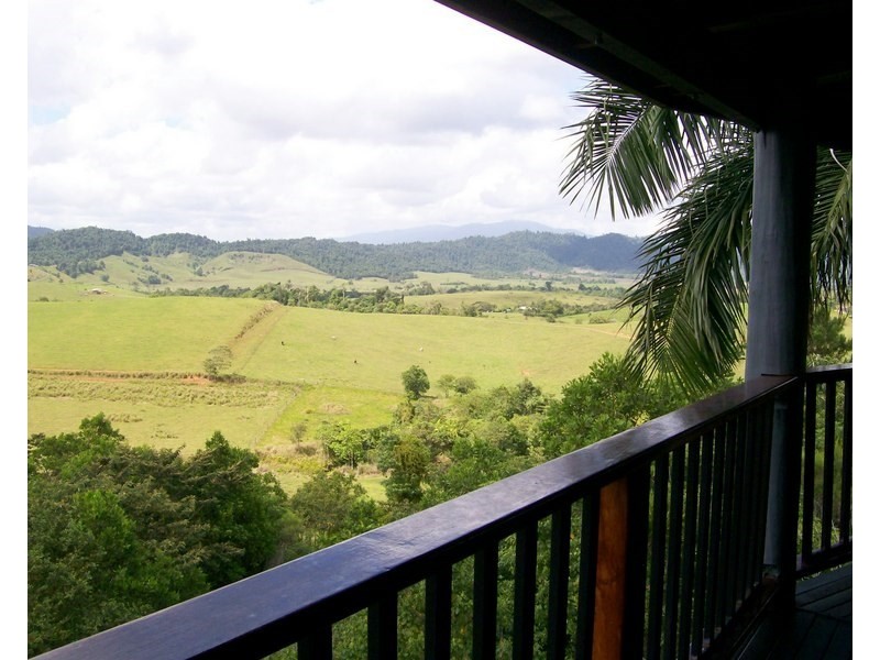 31 Donkin Road, Utchee Creek QLD 4871