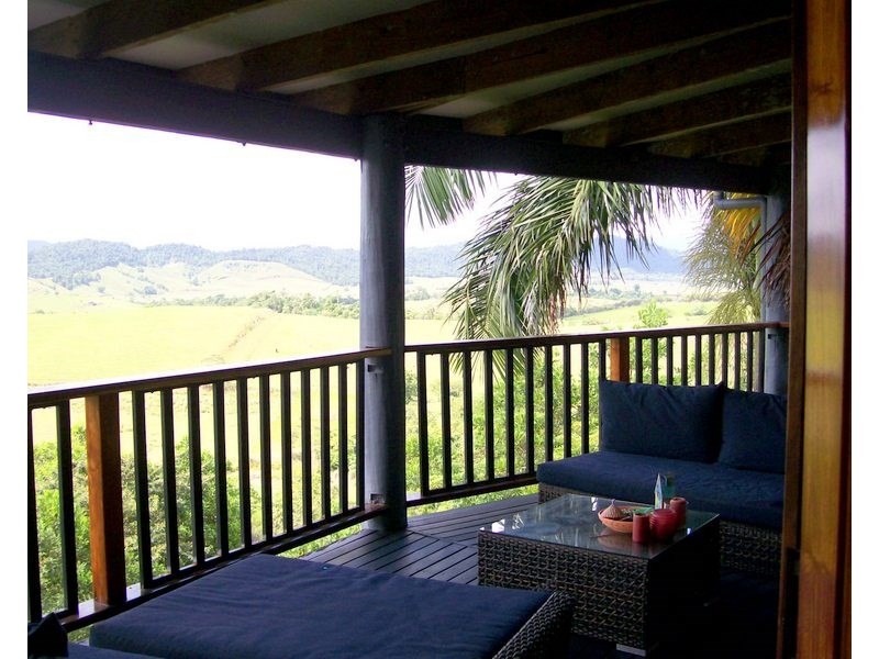 31 Donkin Road, Utchee Creek QLD 4871