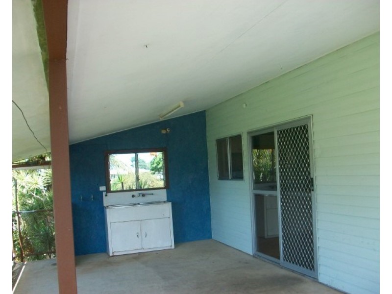 1/33 Corinda, East Innisfail QLD 4860