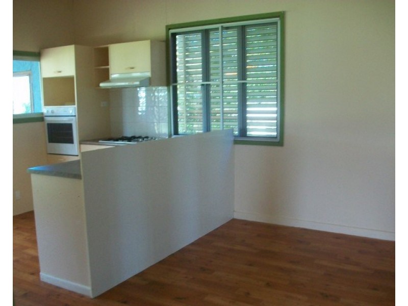 1/33 Corinda, East Innisfail QLD 4860