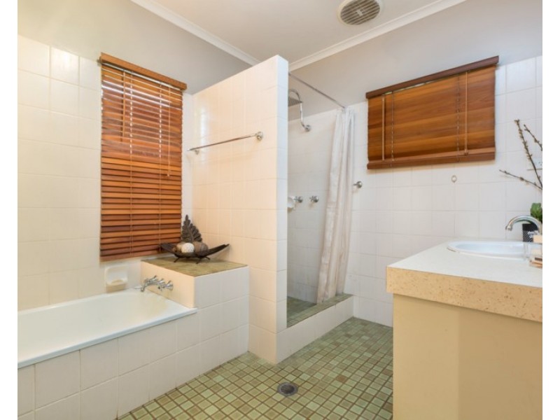 5 Peter Street, Cullinane QLD 4860