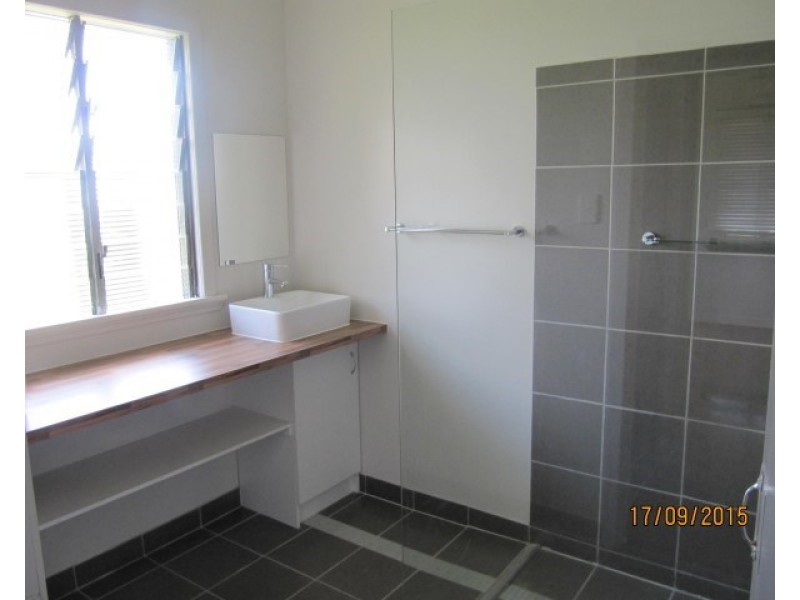 8 Webb Crescent, East Innisfail QLD 4860