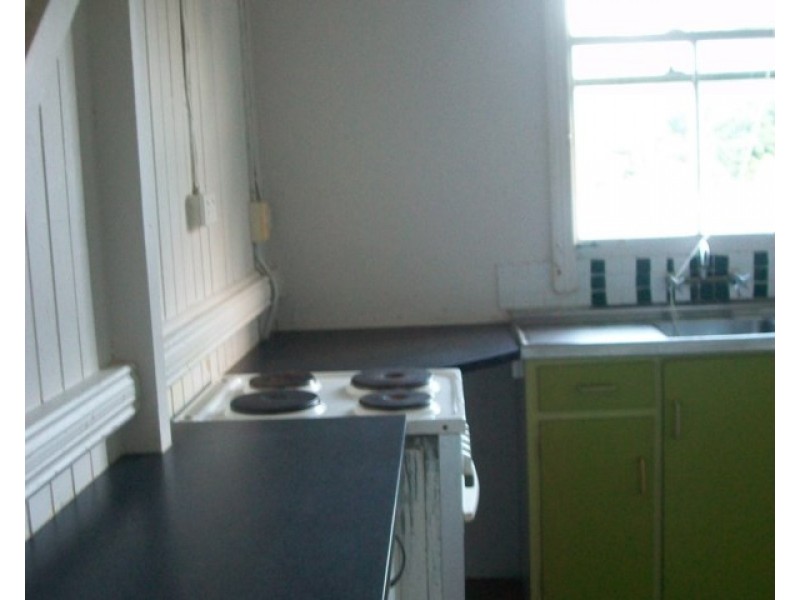 4/4 Annie Street, Innisfail QLD 4860