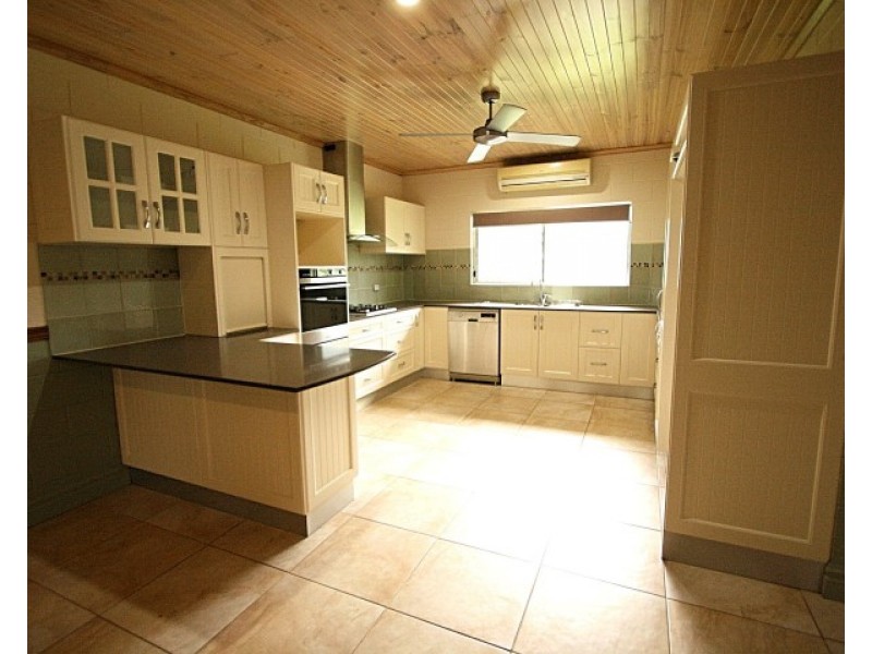 27 martinuzzi Close, New Harbourline QLD 4858