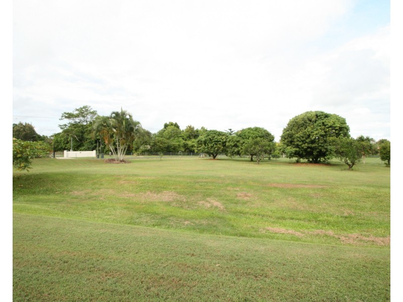 27 martinuzzi Close, New Harbourline QLD 4858