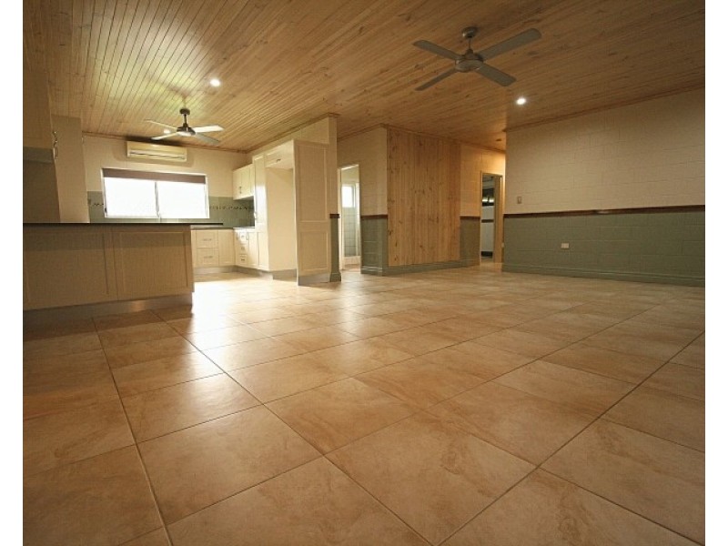 27 martinuzzi Close, New Harbourline QLD 4858