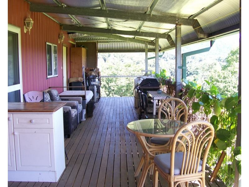 390 Donkin Road, Utchee Creek QLD 4871