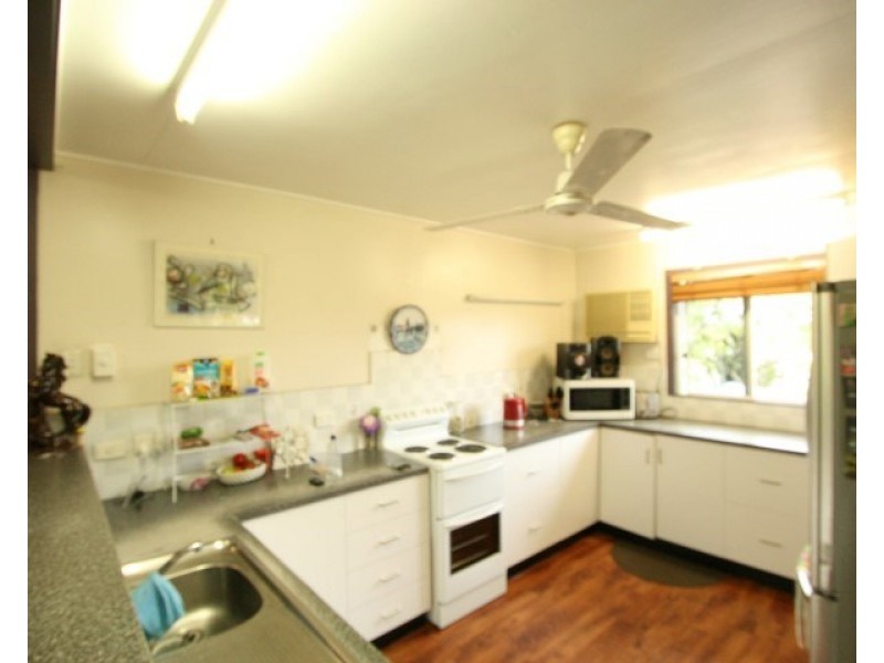 31 Moriarty, Goondi Hill QLD 4860