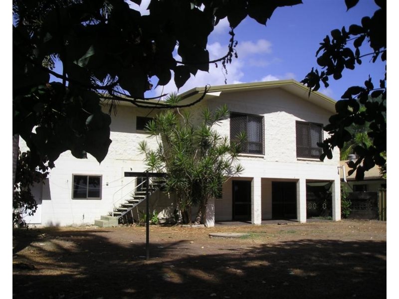 16 Feldt, Flying Fish Point QLD 4860