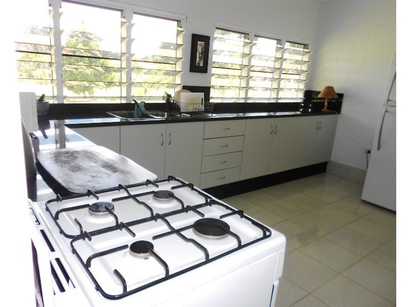 541 Mena Creek, Mena Creek QLD 4871