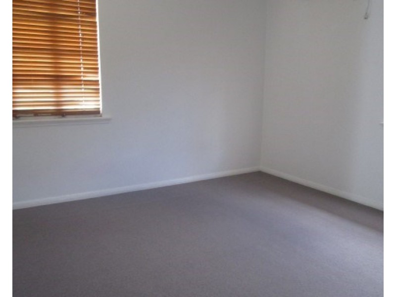 18 Hickey Street, Innisfail Estate QLD 4860