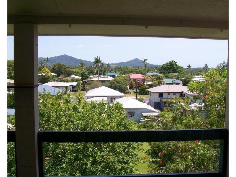 9 Fitzgerald Street, East Innisfail QLD 4860