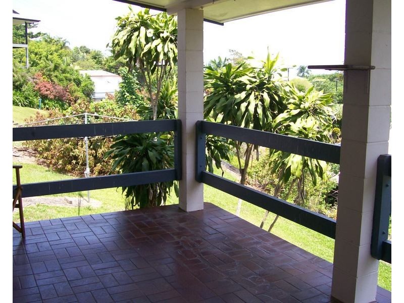 9 Fitzgerald Street, East Innisfail QLD 4860