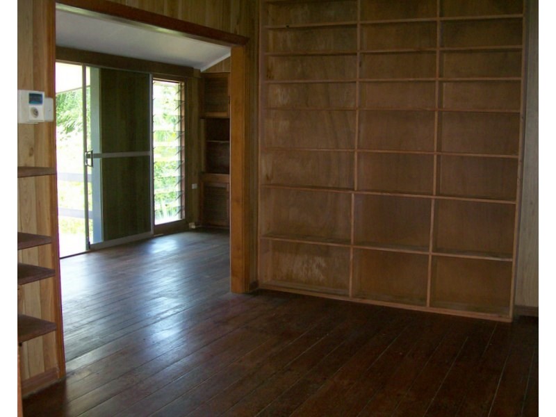 9 Fitzgerald Street, East Innisfail QLD 4860